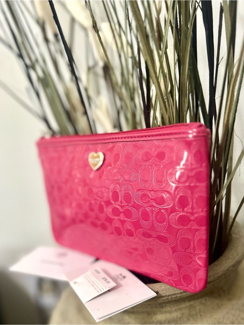 *NWT Coach Peyton Signature Embossed Patent Leather Wristlet in Fuscia - Picture 3 of 16